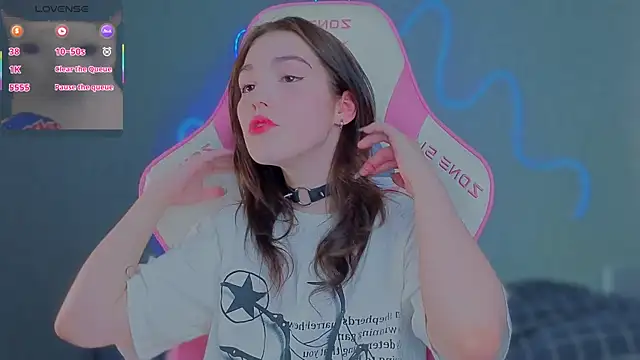 Sophie SkyAngel online show from 07/04/26, 07:25