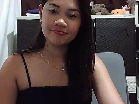 Snapshot of SexypilipinaLady22 chatting on 03/19/26, 02:43 SexypilipinaLady22 online show from 03/19/26, 02:43