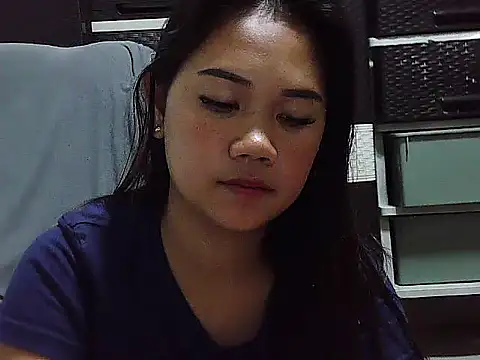 Snapshot of SexypilipinaLady22 chatting on 03/31/26, 10:59 SexypilipinaLady22 online show from 03/31/26, 10:59