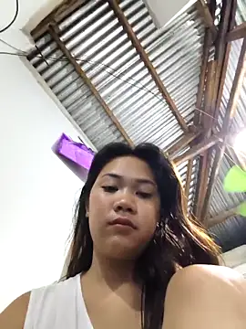 Snapshot of SexypilipinaLady22 chatting on 04/17/26, 01:25 SexypilipinaLady22 online show from 04/17/26, 01:25