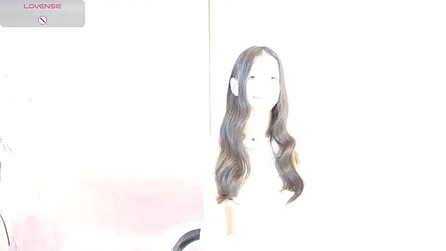 Snapshot of Janet_Jee chatting on 09/17/25, 12:18 Janet Jee online show from 09/17/25, 12:18