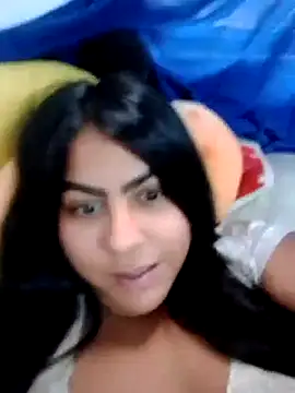 candytyler  online show from 10/17/25, 10:45