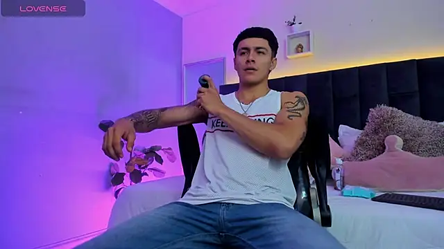 Leo santoro online show from 02/04/26, 02:12