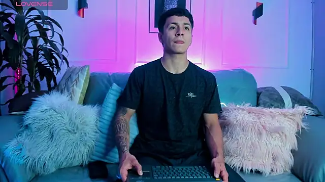 Leo santoro online show from 02/09/26, 01:15