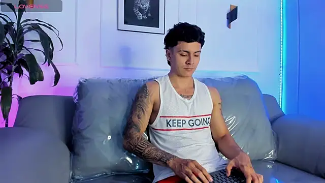 Leo santoro online show from 03/11/26, 04:57