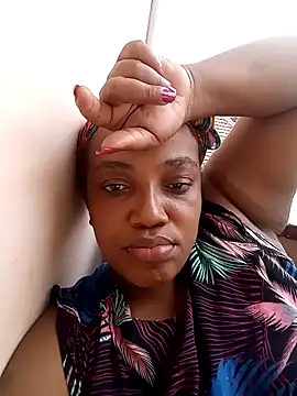 Snapshot of SexyKiarah chatting on 10/18/25, 12:17 SexyKiarah online show from 10/18/25, 12:17