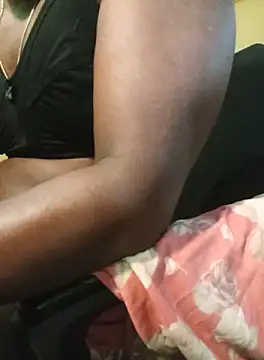 femboyslqueen online show from 09/26/25, 09:19