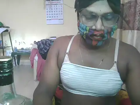 femboyslqueen online show from 10/23/25, 05:29