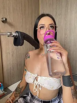 ValentinaBianchi online show from 03/04/26, 06:47