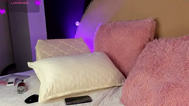  Kendall 19 online show from 02/25/26, 08:29