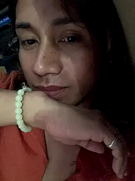 pretty TRANSjona online show from 11/16/25, 08:20