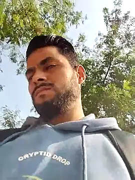 ursdreamperson online show from 11/16/25, 05:13