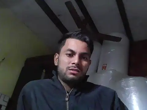 ursdreamperson online show from 11/29/25, 04:15