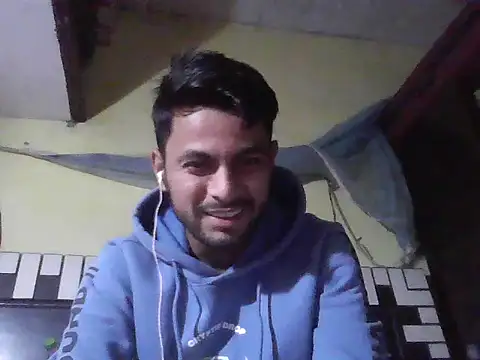 ursdreamperson online show from 12/04/25, 02:10