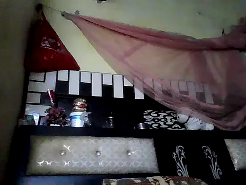 ursdreamperson online show from 02/09/26, 04:11