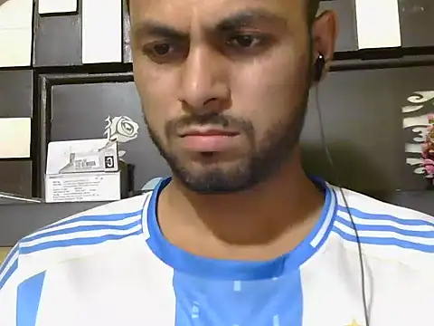 ursdreamperson online show from 04/21/26, 02:56