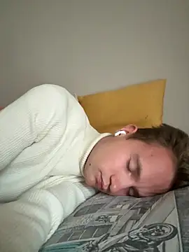 Italy sex boy online show from 10/21/25, 01:23