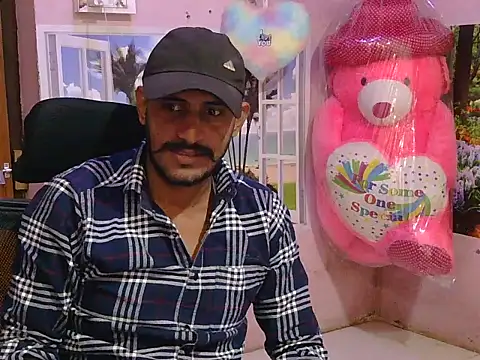 krishjaat43 online show from 12/18/25, 05:52