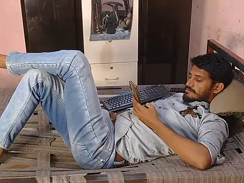 krishjaat43 online show from 04/14/26, 09:37