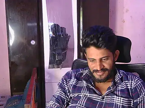 Snapshot of krishjaat43 chatting on 06/02/26, 05:42 krishjaat43 online show from 06/02/26, 05:42