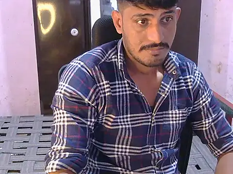Snapshot of krishjaat43 chatting on 06/21/26, 06:32 krishjaat43 online show from 06/21/26, 06:32