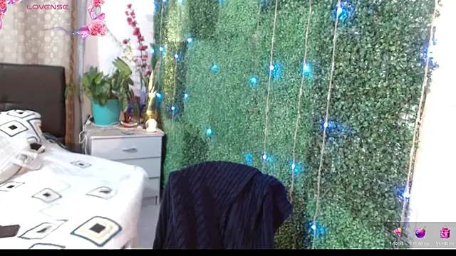 angelly  kate online show from 09/10/25, 04:12