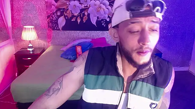 jonas conor online show from 11/25/25, 07:47