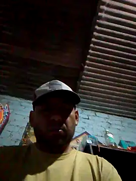Snapshot of Lujor chatting on 05/15/26, 02:18 Lujor online show from 05/15/26, 02:18