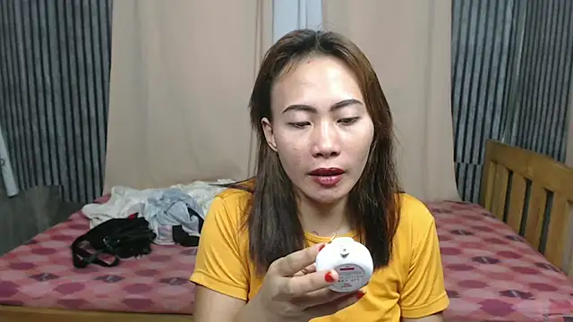 joanpetite online show from 10/11/25, 02:11