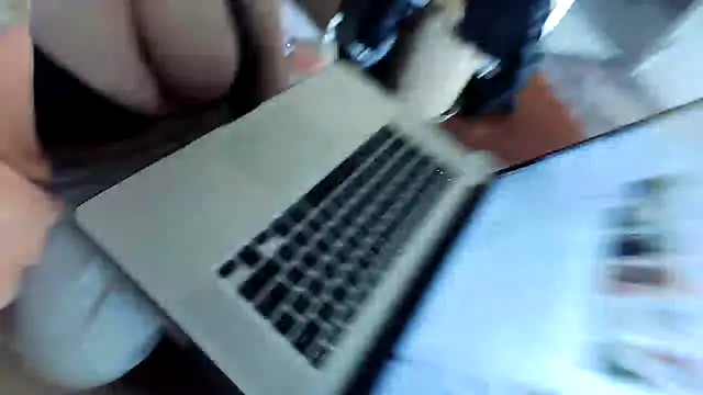 number1slut online show from 03/05/25, 04:35