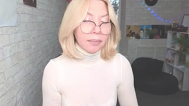 Wendy Waves online show from 10/27/25, 11:25