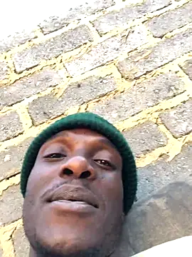 cuminsidebby online show from 10/08/25, 03:42