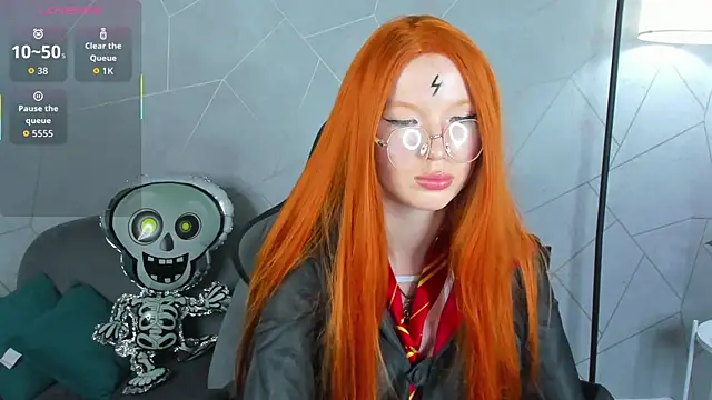 Anna Patterson online show from 10/28/25, 09:46