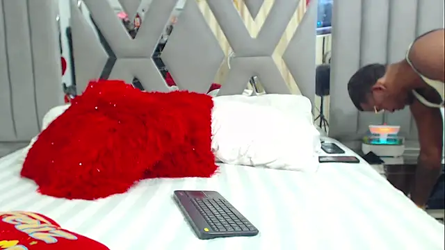 AndyCalifornia1 online show from 10/25/25, 03:58