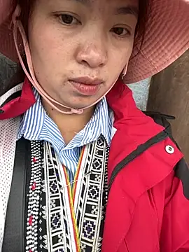 Nhung584 online show from 10/14/25, 04:24