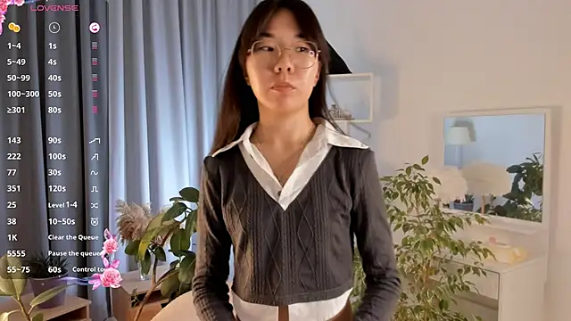 UdelaDodson online show from 09/29/25, 03:06