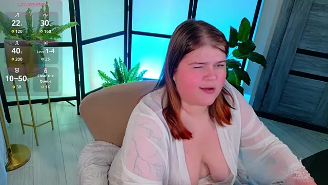 Mia Ray online show from 09/30/25, 05:40