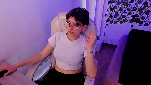 Nathaly ds online show from 10/12/25, 07:46