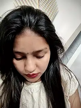 Snapshot of Dipali143143 chatting on 05/15/26, 07:21 Dipali143143 online show from 05/15/26, 07:21