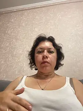 Kiravix online show from 09/22/25, 12:18