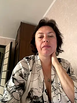 Kiravix online show from 10/16/25, 05:08