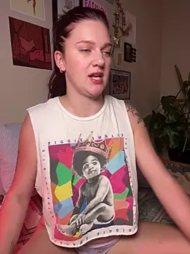 zarialove online show from 09/18/25, 12:23