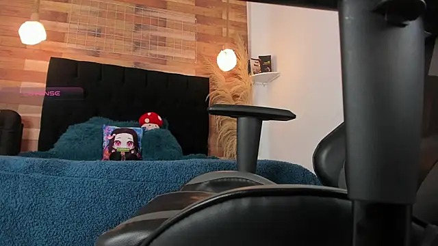 Emily brown04 online show from 10/03/25, 10:23