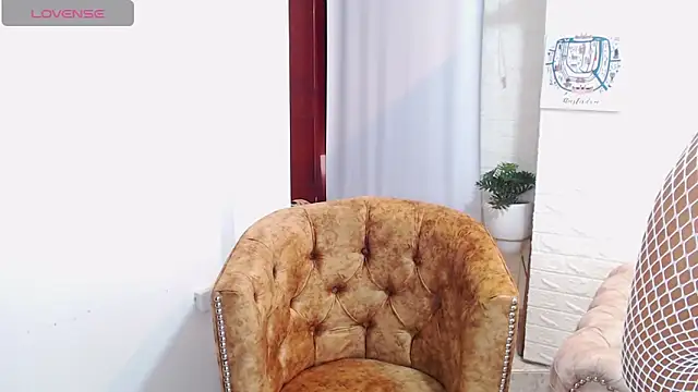 Snapshot of candyhot_tk chatting on 10/10/25, 07:46 candyhot tk online show from 10/10/25, 07:46