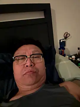 Snapshot of tashaninlife chatting on 01/19/26, 12:14 tashaninlife online show from 01/19/26, 12:14