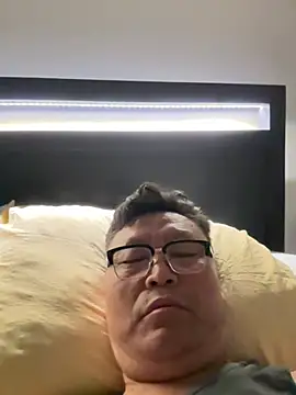 Snapshot of tashaninlife chatting on 03/17/26, 01:10 tashaninlife online show from 03/17/26, 01:10