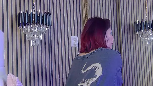 LunaHart online show from 10/05/25, 04:27