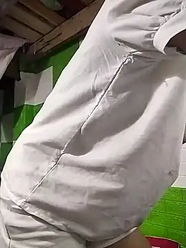 tdtd98 online show from 12/17/25, 04:07