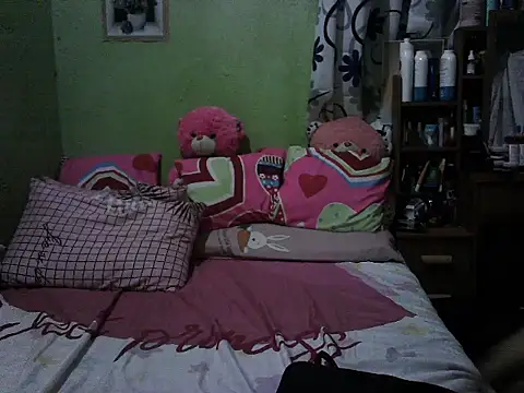 Snapshot of BigClit_Ayana chatting on 11/10/25, 07:57 BigClit Ayana online show from 11/10/25, 07:57