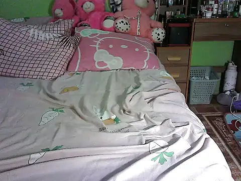 BigClit Ayana online show from 11/18/25, 08:35